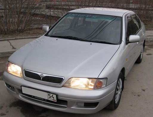 Nissan () Primera Camino II (P11):  