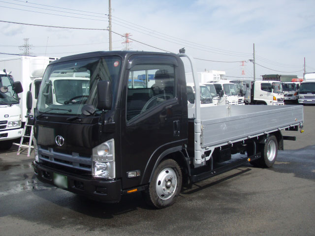 Nissan Diesel ( ) BNR85:  