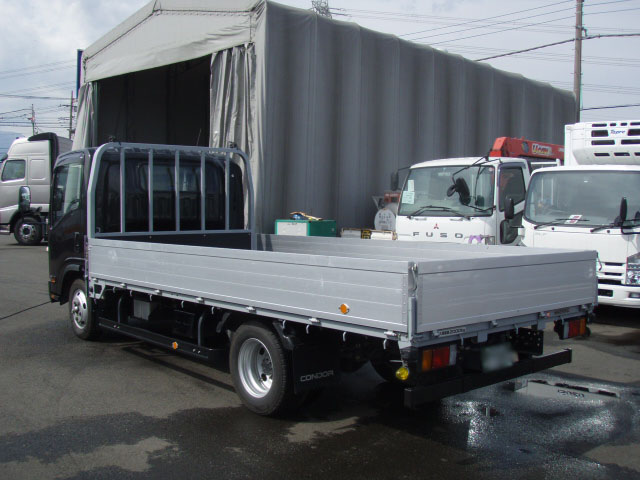 Nissan Diesel ( ) BNR85:  