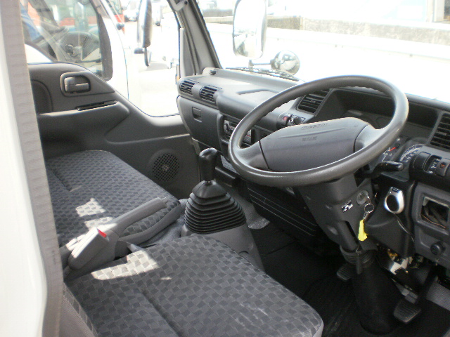 Nissan Diesel ( ) Atlas AHR69E:  