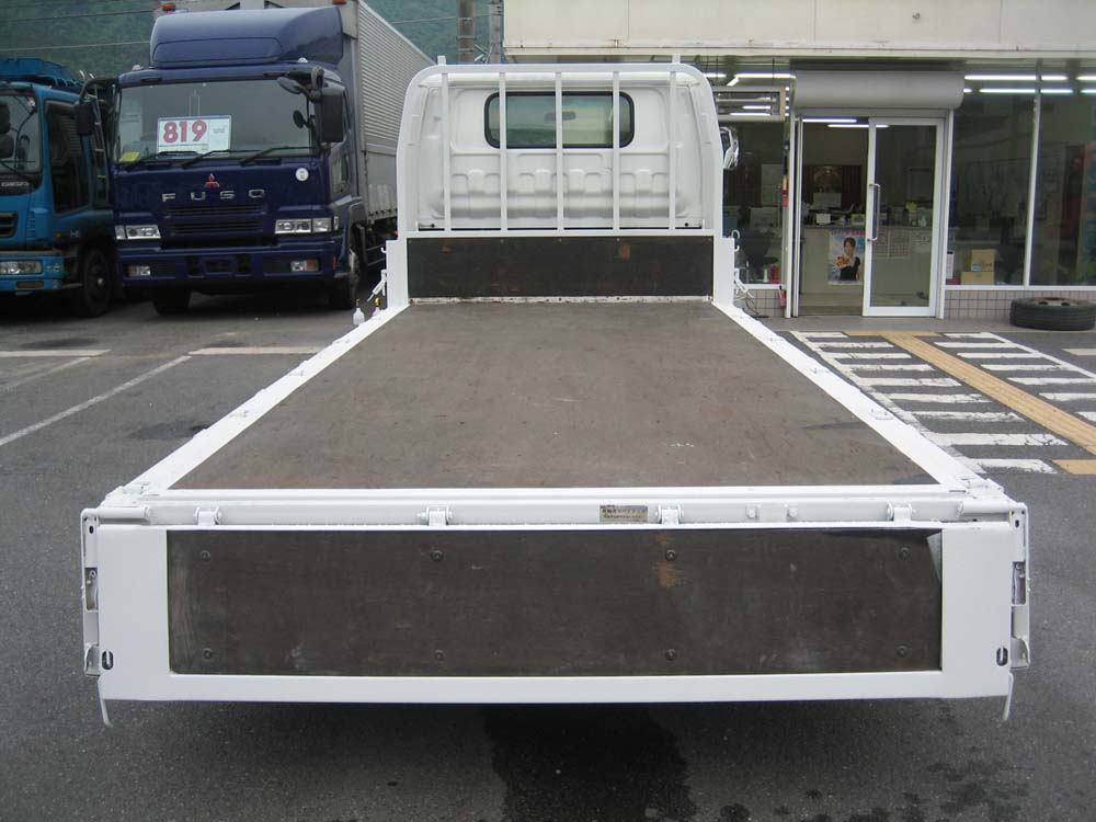 Nissan Diesel ( ) Atlas APR71L:  