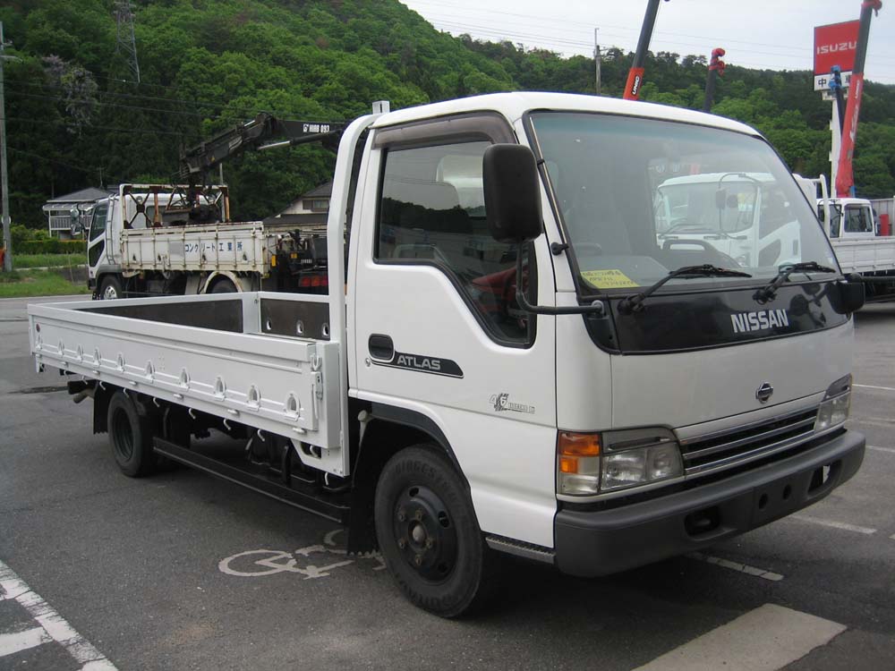 Nissan Diesel ( ) Atlas APR71L:  