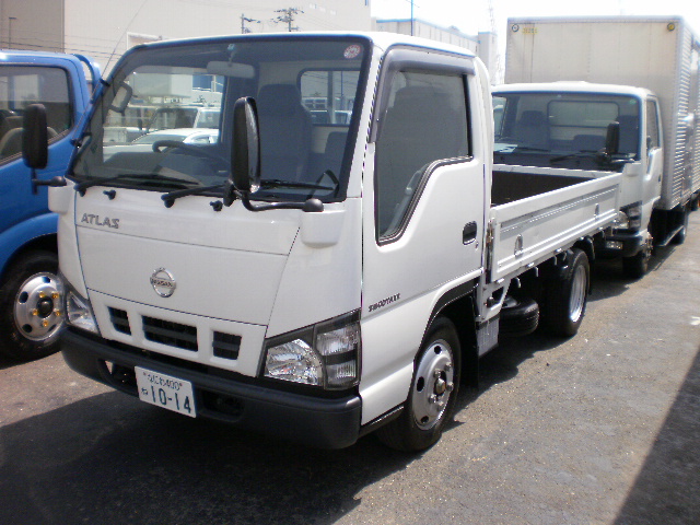 Nissan Diesel ( ) Atlas AKR81:  