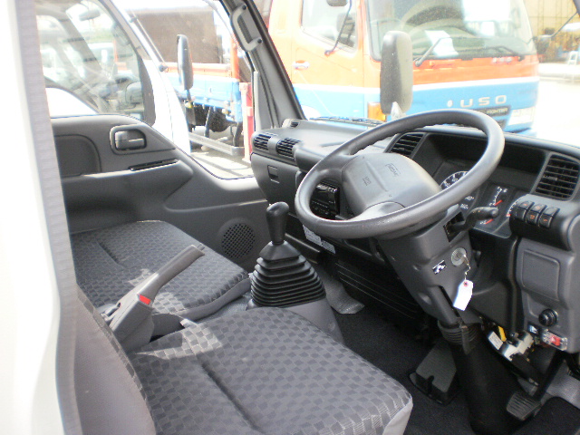 Nissan Diesel ( ) Atlas AKR81:  