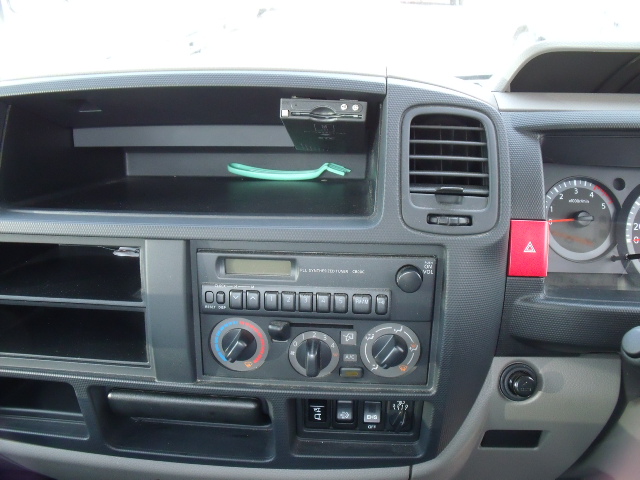 Nissan Diesel (������ ������) Atlas TZ3F24: ���� ����������