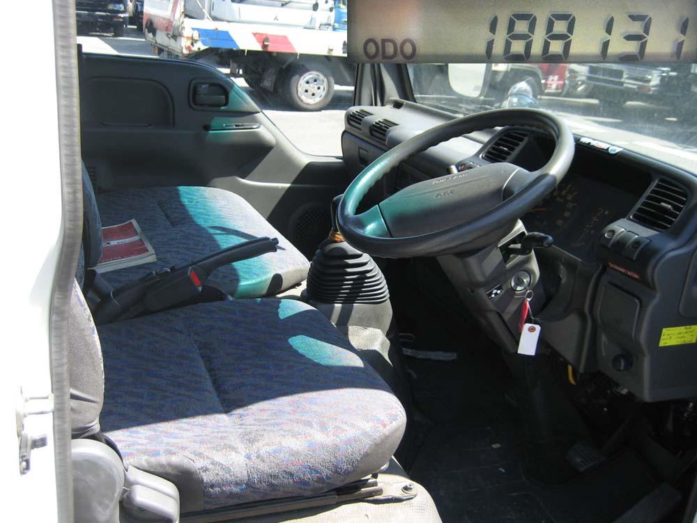 Nissan Diesel ( ) Atlas AKR69E:  