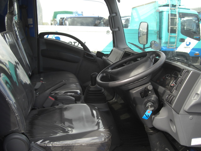 Nissan Diesel ( ) Atlas APR85:  