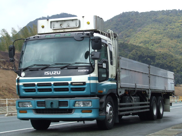Isuzu () Gigamax CYL50V2W:  