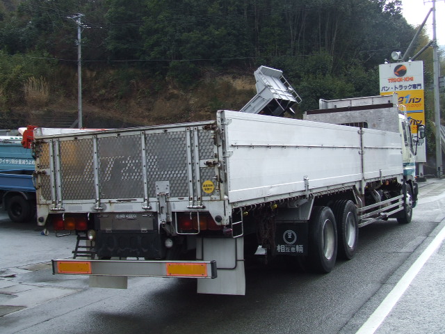 Isuzu () Gigamax CYL50V2W:  