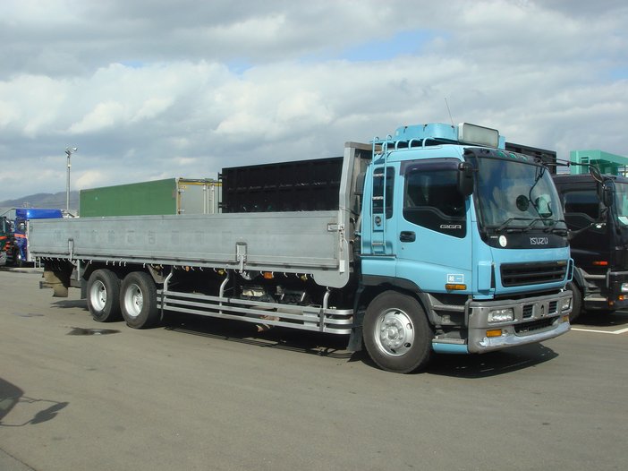 Isuzu () Gigamax CYL50V2:  