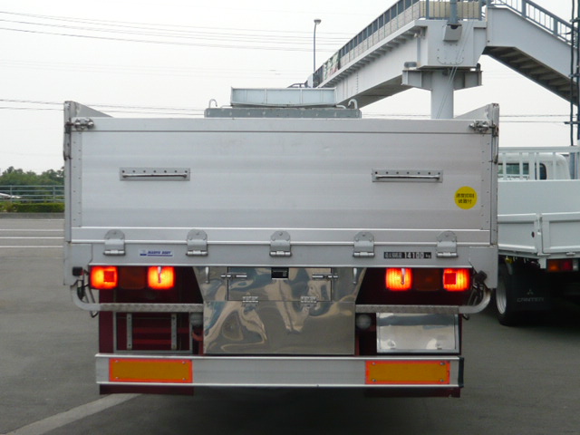 Isuzu () Gigamax CYL51V4 (CYL23R3):  