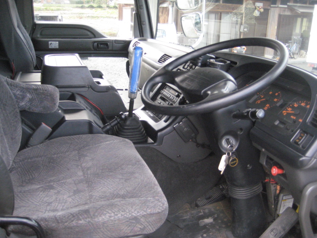Isuzu () Giga CYL51V3W:  