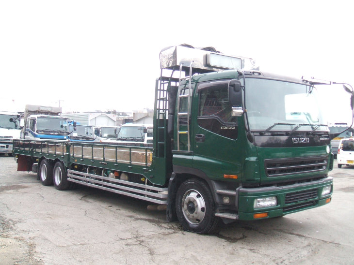 Isuzu () Gigamax CYY51V4J (CYY51V5):  