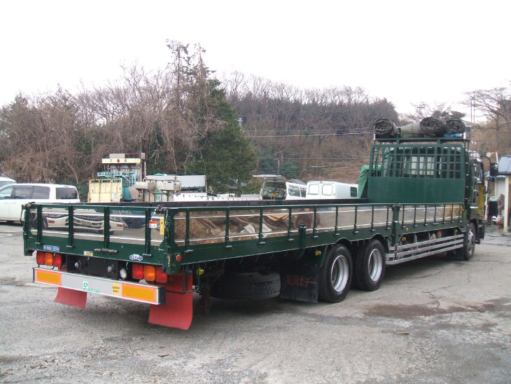 Isuzu () Gigamax CYY51V4J (CYY51V5):  