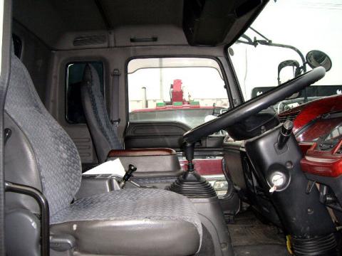Isuzu () Forward Truck FTR33K4:  