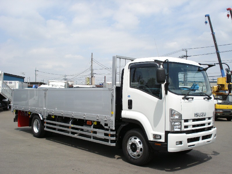 Isuzu () Forward FTR34:  