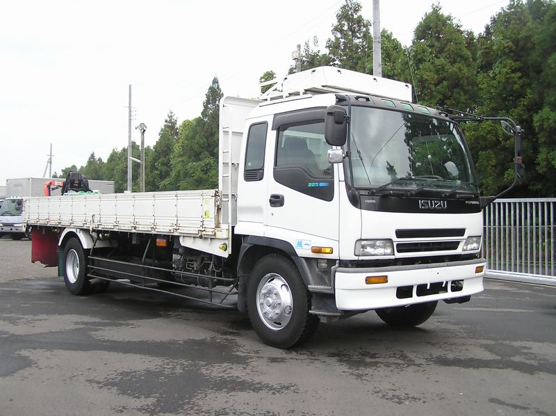 Isuzu () Forward Truck FTR33N4:  
