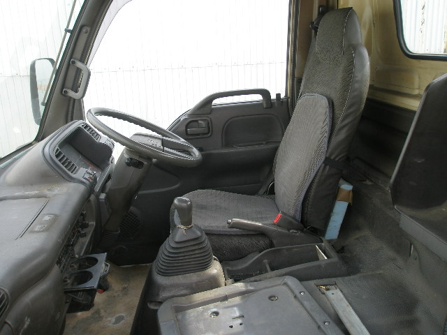 Isuzu () Forward Truck NRR33H3:  