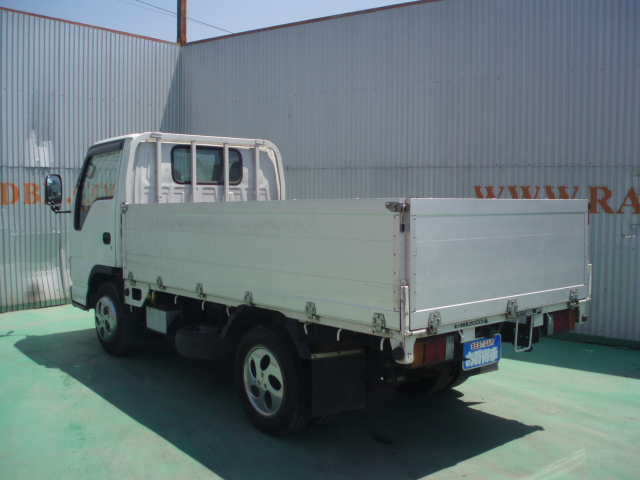 Isuzu () Elf NKR81:  
