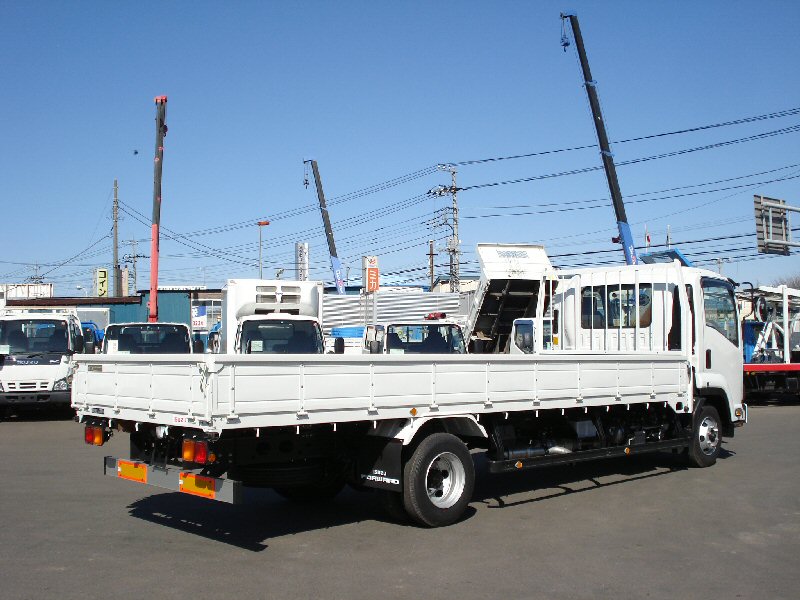 Isuzu () Forward FRR90S2:  