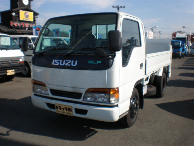 Isuzu () Elf NKR71E:  