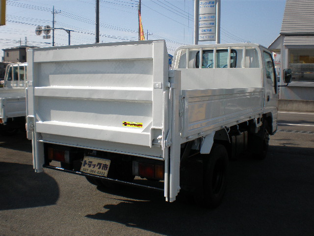 Isuzu () Elf NKR71E:  