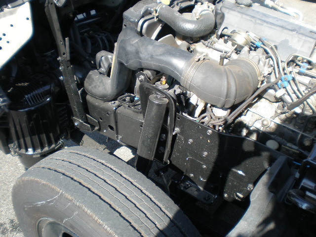 Isuzu () Elf NKR71E:  