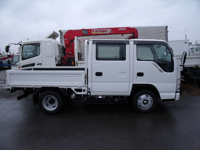 Isuzu () Elf NJR85:  