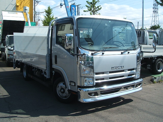 Isuzu () Elf NNR85:  