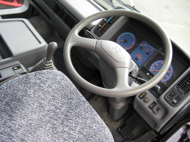 HINO () Ranger FE1JLB (FE1JLC, JJD):  