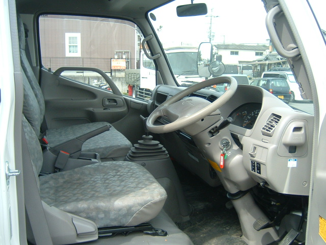 HINO () Dutro XZU433 (434):  