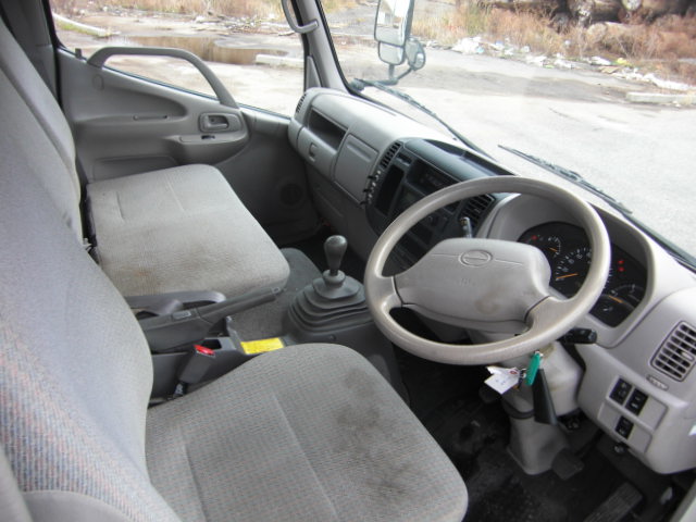 HINO () Dutro XZU410 (XZU414, 420, 424):  