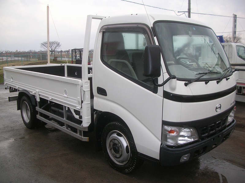 HINO () Dutro XZU331 (XZU341):  
