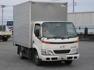 HINO () Dutro XZU302:  