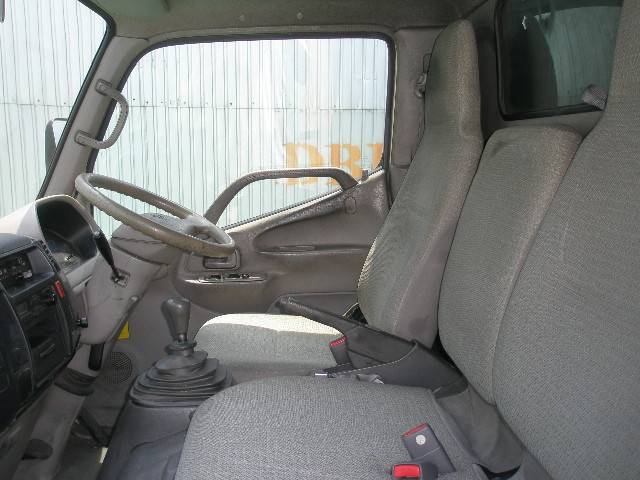 Toyota () Dyna XZU302 (XZU301):  