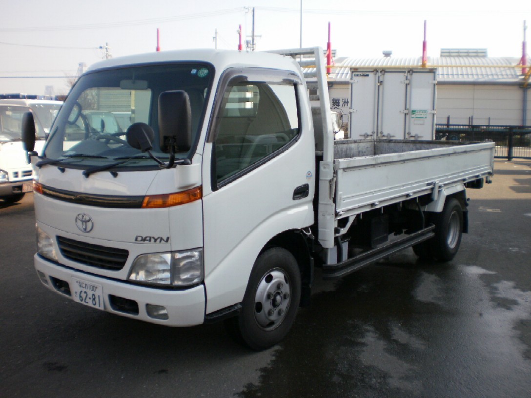 Toyota () Dyna XZU341:  