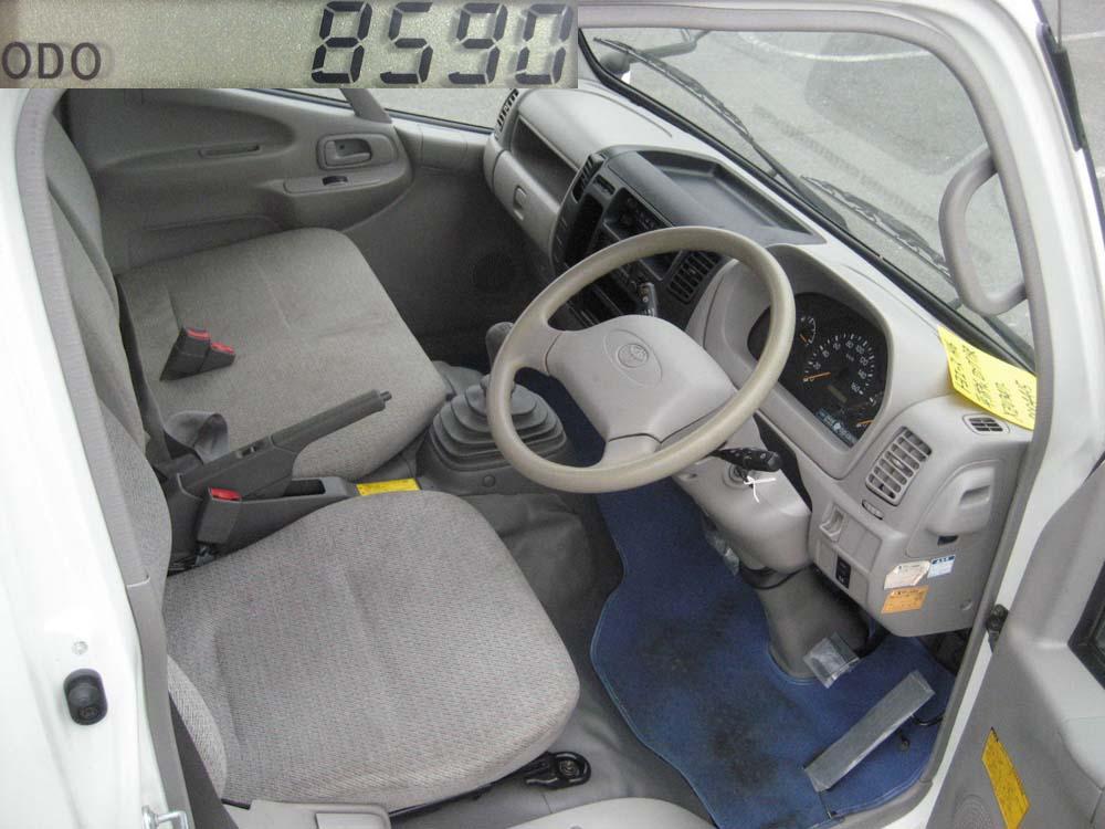 Toyota () ToyoAce XZU347:  