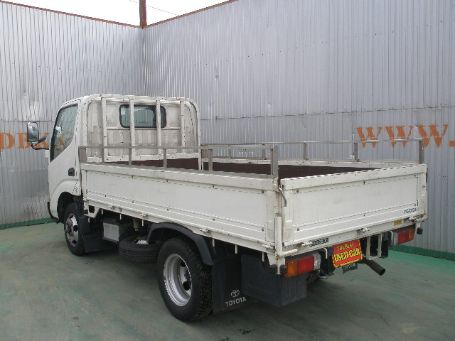 Toyota () Dyna XZU306:  