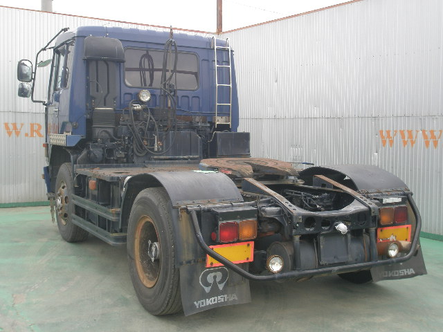 MMC Mitsubishi () Fuso FP411D:  
