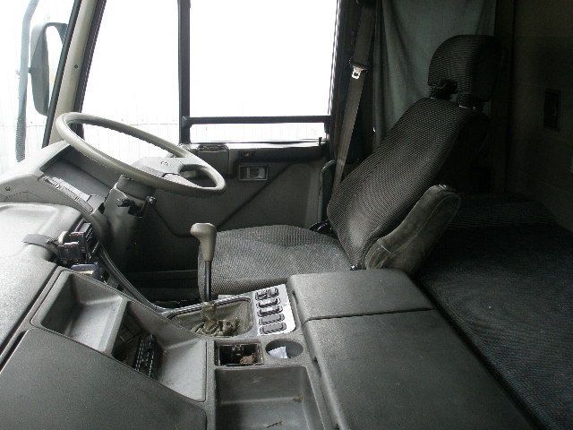 MMC Mitsubishi () Fuso FP411D:  