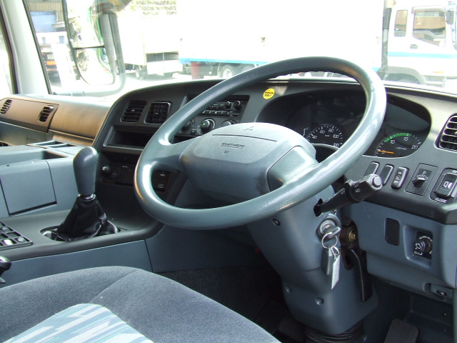 MMC Mitsubishi () Fuso Super Great FU50JUZ (FU50JZ):  