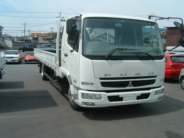 MMC Mitsubishi () Fuso Fighter FK61R:  