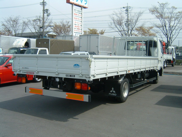 MMC Mitsubishi () Fuso Fighter FK61R:  