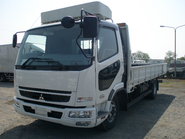 MMC Mitsubishi () Fuso Fighter FK71F (FK64F):  