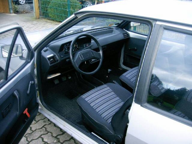Volkswagen (VW) () Derby (86C, 80):  