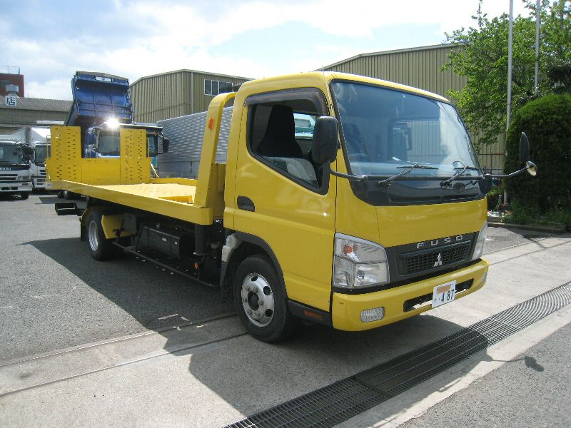 MMC Mitsubishi () Canter FE83DN:  