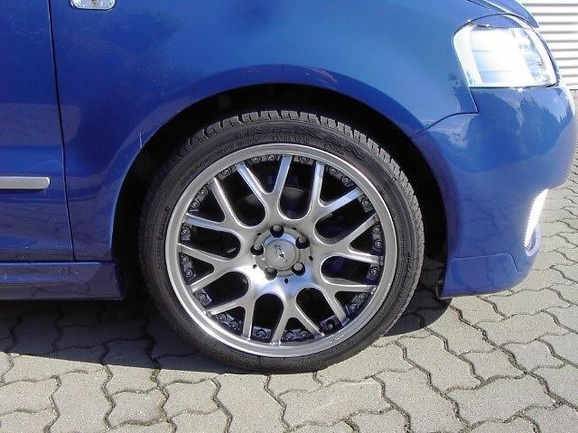Volkswagen (VW) () Fox (5Z1, 5Z3):  