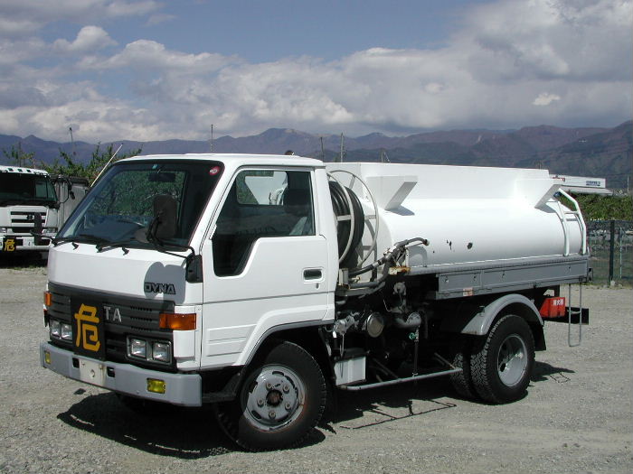 Toyota () Dyna BU66:  