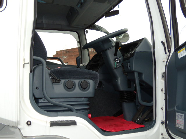 MMC Mitsubishi () Fuso Super Great  FU54JZ (FU540UZ):  
