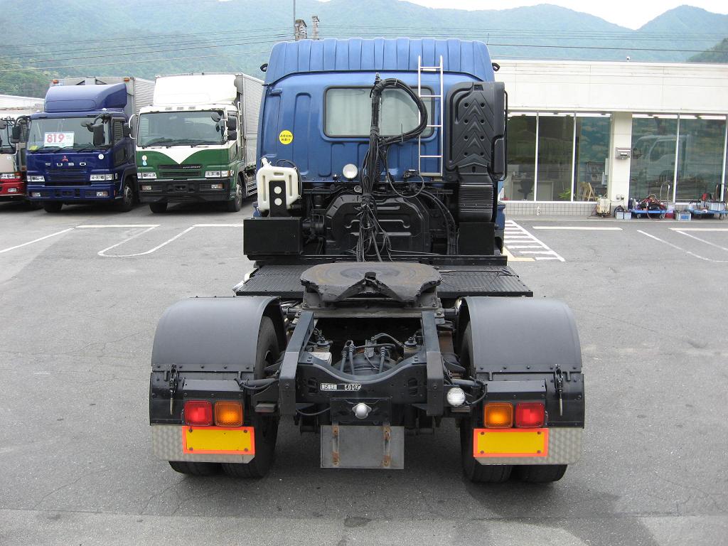 Isuzu () Giga EXR52D3:  